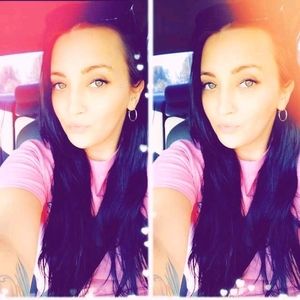 Meet your Posher, Leslie